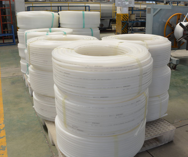 家用地暖管子一般間距多少？